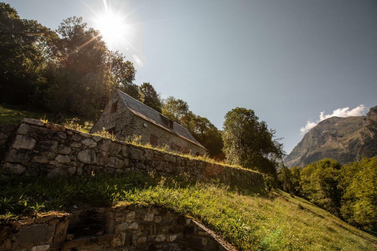 Granges LASCOSTES isolées et insolites en montagne à Loudenvielle dans les HAUTES-PYRENEES du dimanche au dimanche en principe néanmoins pour des séjours entre 4 et 7 nuits contactez-nous par la messagerie Exterior foto